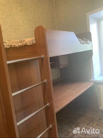 Кровать двухьярусная