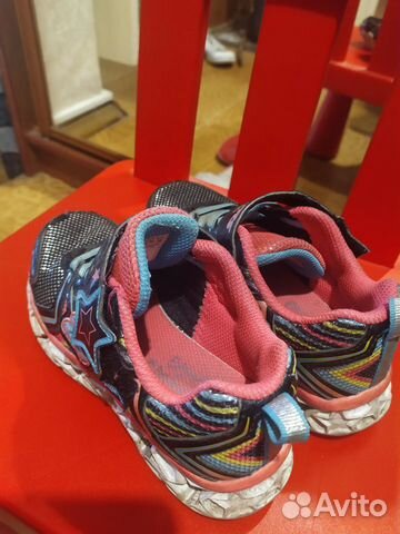 Кроссовки Skechers 28,5 с огоньками