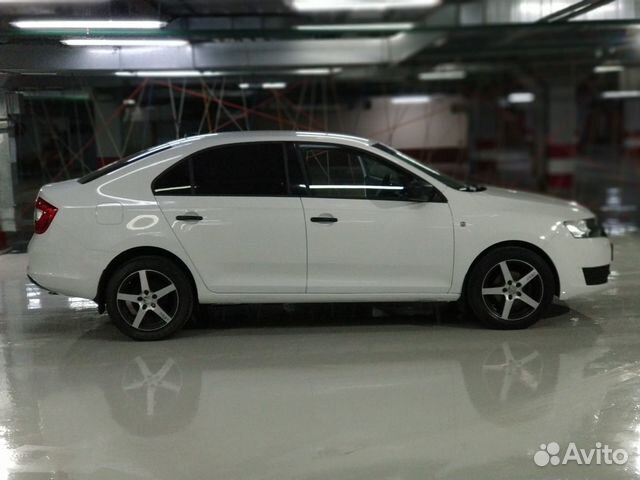 Skoda Rapid 1.6 МТ, 2017, 90 000 км Skoda Rapid 1.6 МТ, 2017, 90 000 км