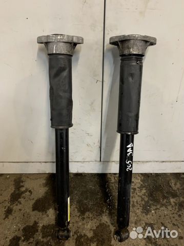 Амортизатор на Mercedes-Benz C-Класс W205