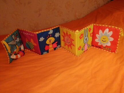 Книжка-бортик taf toys