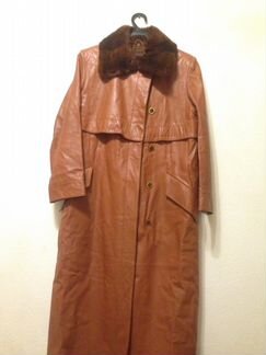Кожаное пальто женское