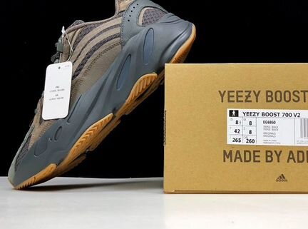 Кроссовки Adidas Yeezy Boost 700 V2 Geode EG6860