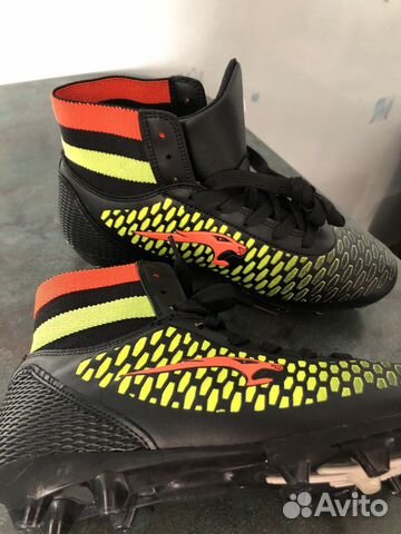 Футбольные бутсы 38р