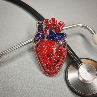 Брошь из бисера