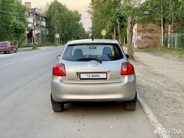 Toyota Auris 1.6 МТ, 2008, 175 000 км