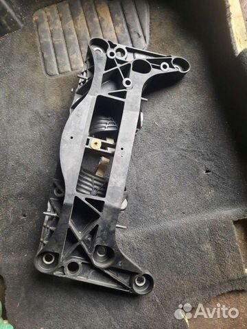 Траверса АКПП 8hp45 bmw F серии