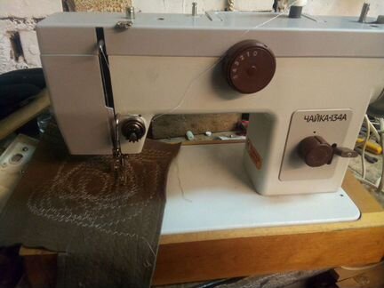 Машинка Toyota шьет отлично