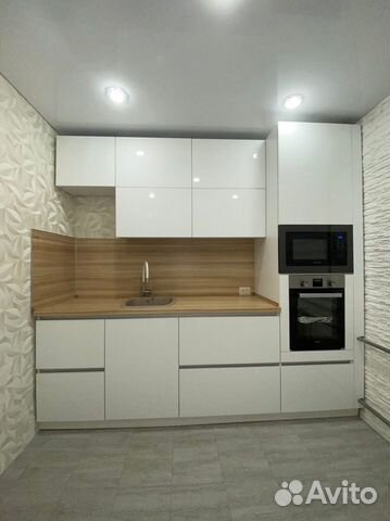 Прямой кухонный гарнитур