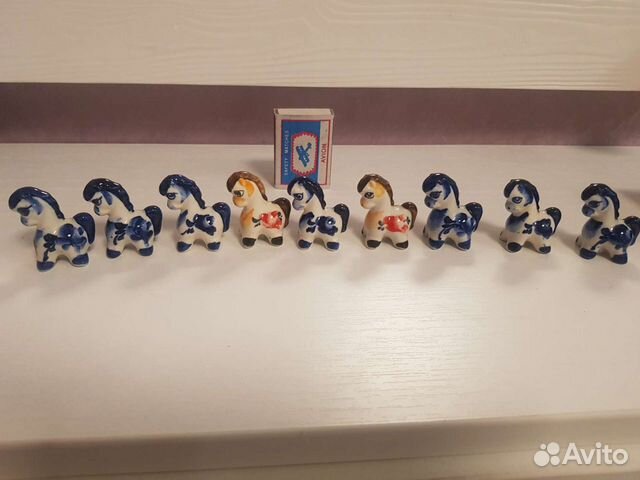 Лошадки фарфоровые, гжель, статуэтки, фигурки, кол