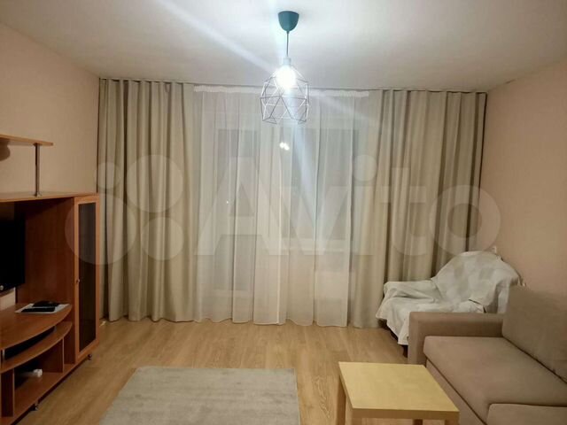 2-к. квартира, 55 м², 6/10 эт.