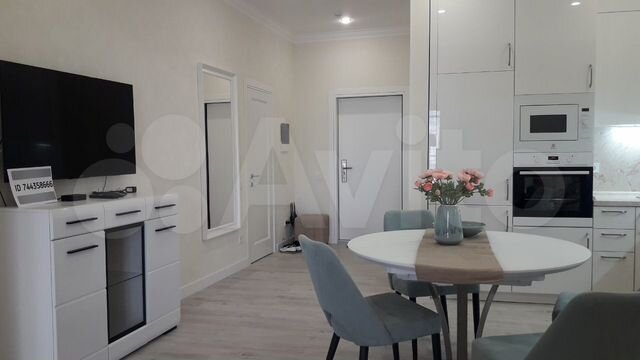 3-к. квартира, 84 м², 4/14 эт.