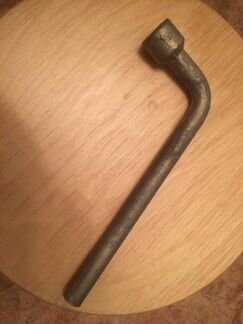 Балонный ключ