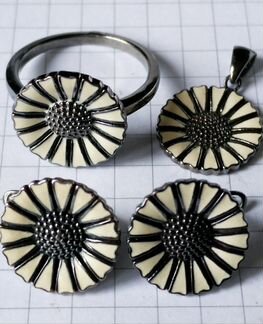 Серьги кольцо кулон эмаль серебро Ромашки