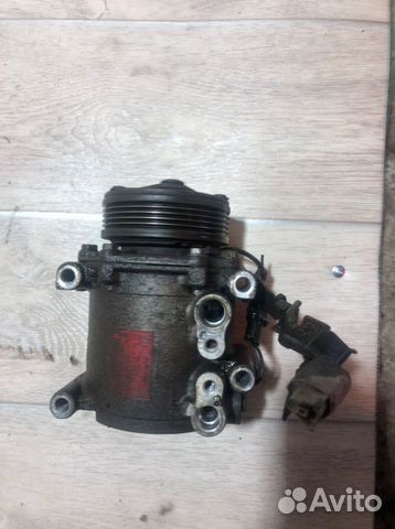 Компрессор кондиционера Mitsubishi Carisma 1.6
