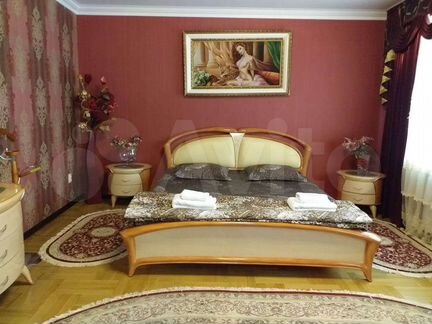 3-к. квартира, 120 м², 1/3 эт.