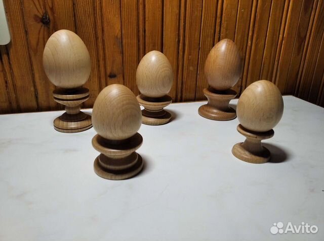 Яички деревянные из бука на подставке
