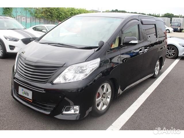 Toyota Alphard 2011