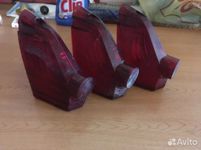 Стекло заднего фонаря газ-21