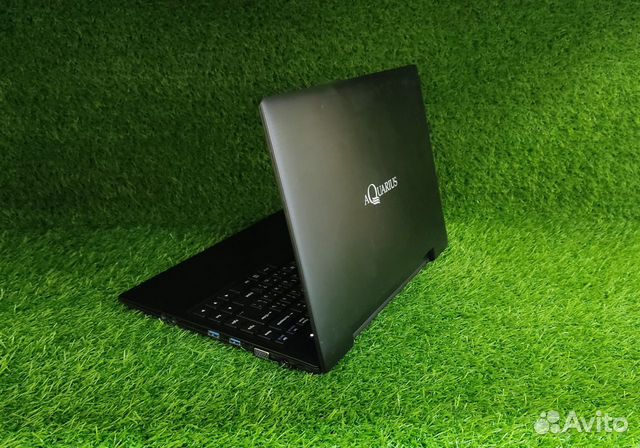 Ноутбук 2019 aQuarius с SSD 240Gb + 8 озу
