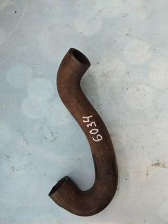 Патрубок охлаждения 13717786034