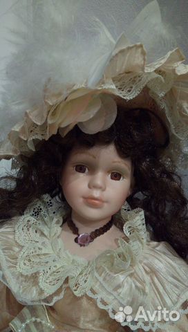 Кукла фарфоровая 18