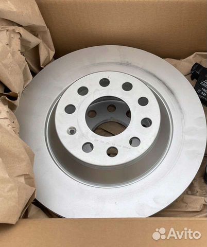 Задние Диски тормозные VAG 3Q0615601A