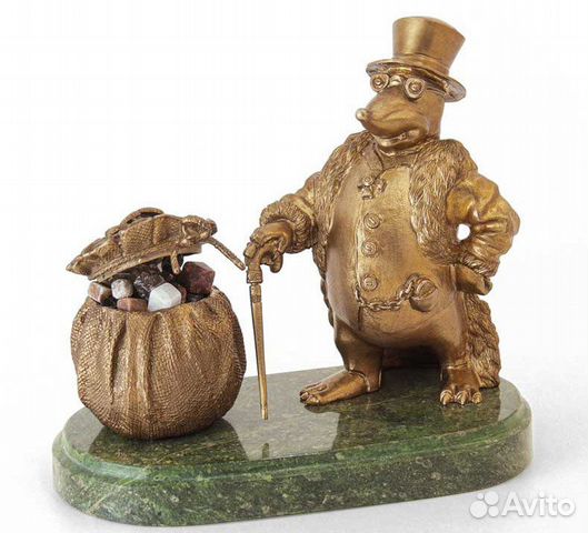Денежный крот. Банкир. Бронза. Камень