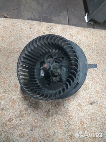 Моторчик печки на Шкода Суперб 2012 года