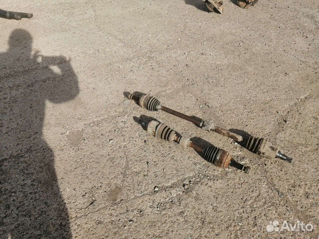 Привод левый лансер 9