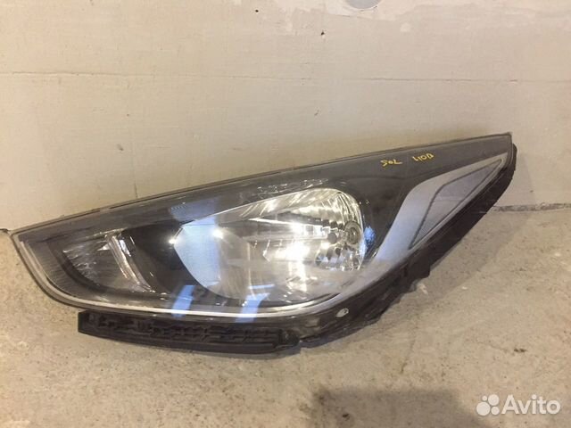 Фара битая левая Hyundai Solaris 2018
