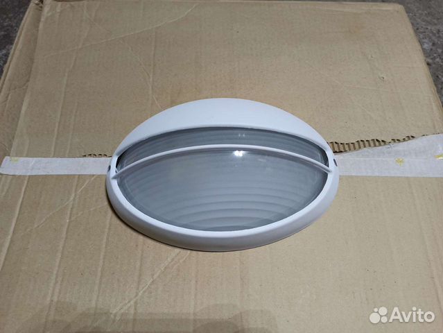 Светильник настенный. Обмен