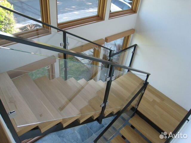 Перила для лестницы со стеклом