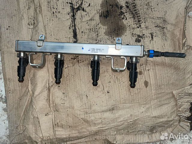 Рампа форсунка мазда форд 2.0 lf