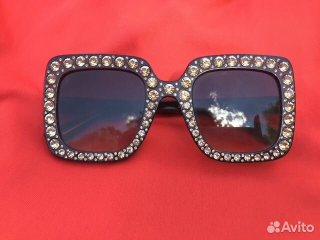 Солнцезащитные очки женские gucci