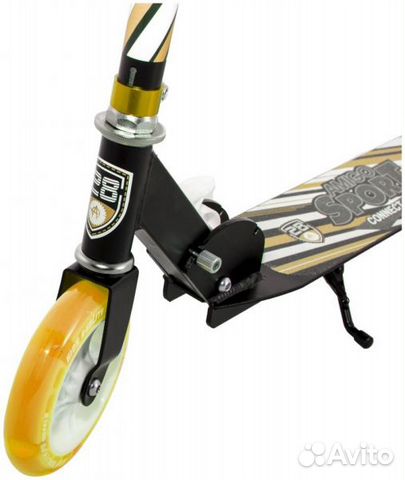 Самокат со светящимися колесами