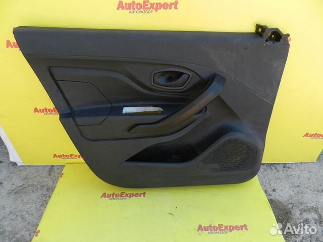 Обшивка двери передняя левая LADA X-Ray