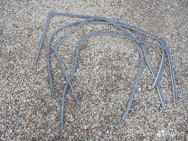 Уплотнитель дверного проёма Toyota Corolla Spacio