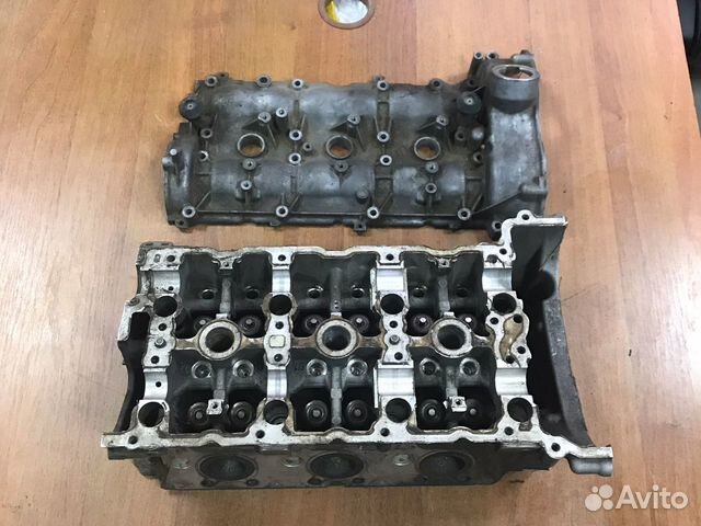 Головка блока цилиндров правая Mercedes w204 m272