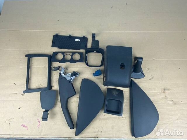 Пластик салона Volkswagen Polo 5 Sedan