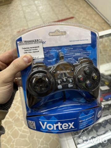 Проводной геймпад Defender Vortex