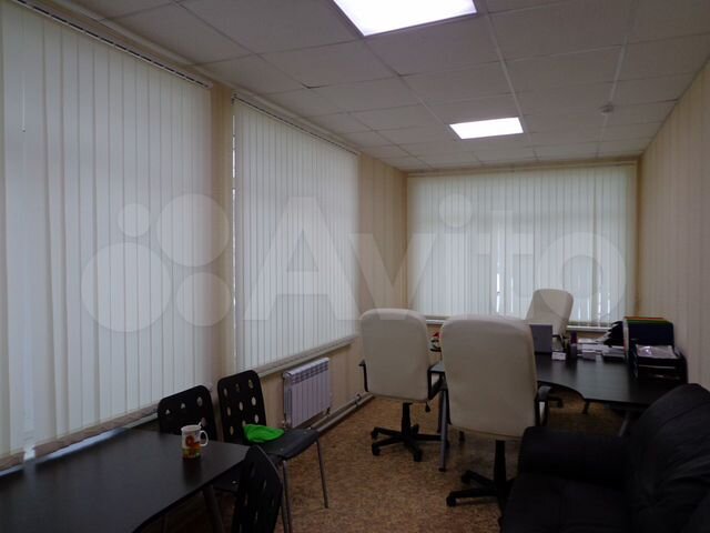 Спокойные офисы от 11 м2 на Коммунистической