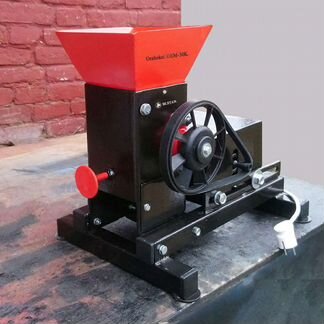 Орехокол электрический