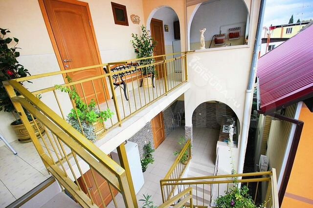 Комната 20 м² в 1-к., 1/3 эт.