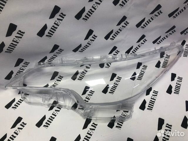 Левое стекло фары Toyota Fortuner II 2015-2020