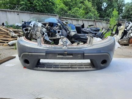 Бампер передний Renault Sandero