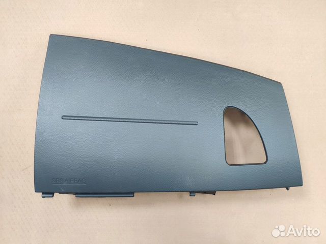 Накладка панели пассажира Nissan Tiida