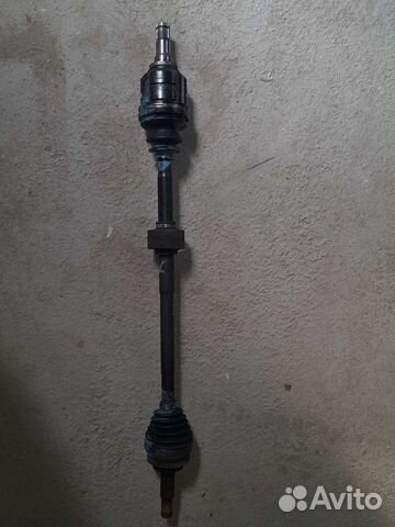 Привод правый Toyota avensis 2 объём 1.8