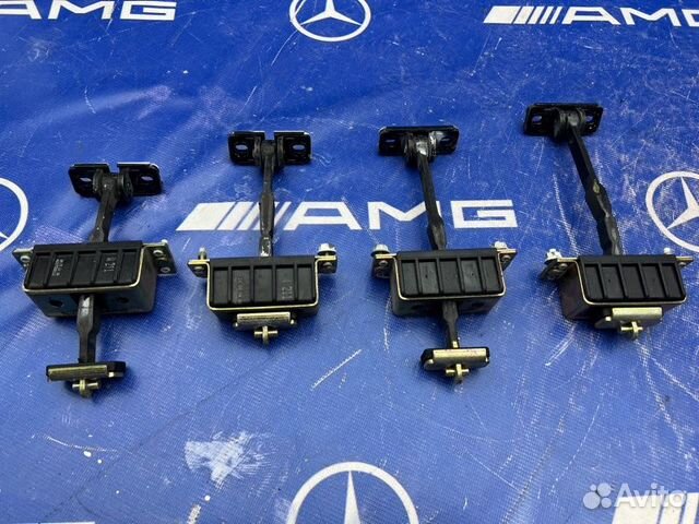 Ограничитель двери Mercedes E320 W211 112.949 2003