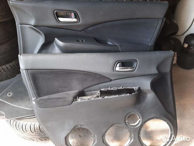 Обшивка дверей Honda CR-V 4